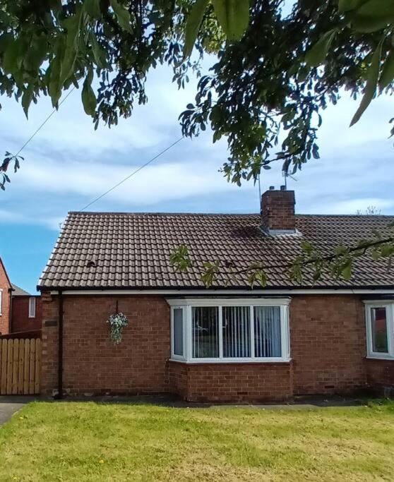 Bungalow In Shildon County Durham Eksteriør billede